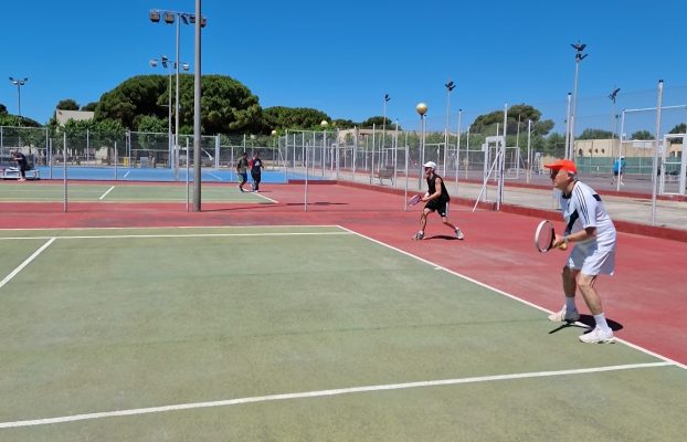 La cloenda del projecte Tennis i Salut Mental 2025-2026 aplega 30 participants a Cubelles